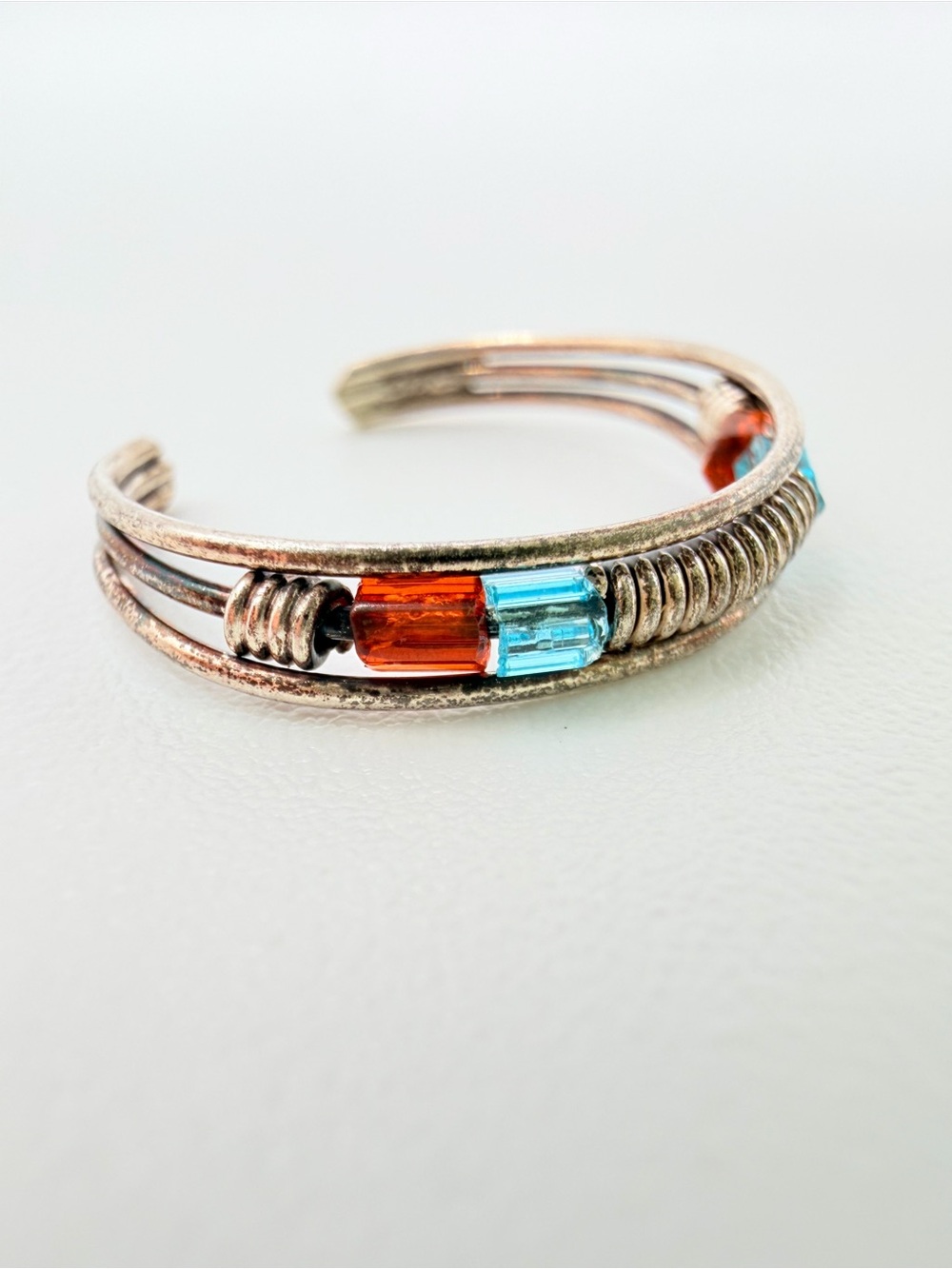 925 Sterling Silver Toe Ring with Blue & Red Seed Beads